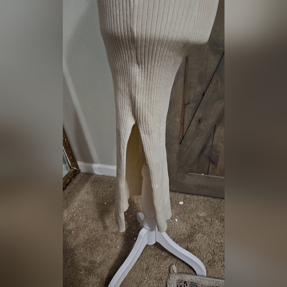 YACHT CLUB Knit One Shoulder Side Slit Midi Dress In Beige. Size S/M NWT - Picture 10 of 13